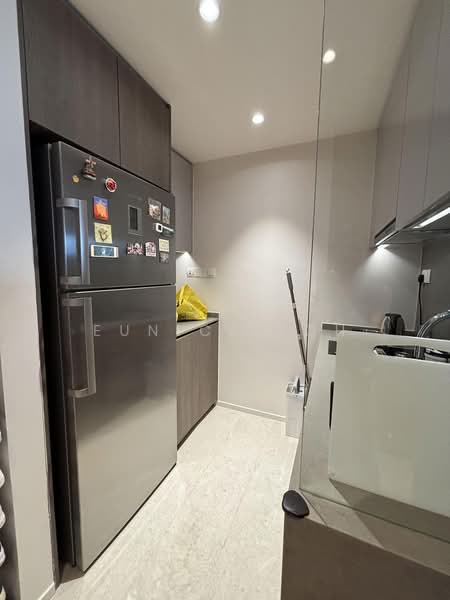 Avenue South Residence, 1 Silat Avenue, 2 Bedrooms, 689 sqft, Condominium For Sale, by Eunice Toh, 500220912 - Kitchen - PropertyGuru.com.sg