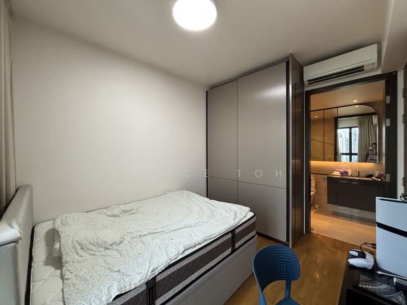 Avenue South Residence, 1 Silat Avenue, 2 Bedrooms, 689 sqft, Condominium For Sale, by Eunice Toh, 500220912 - Bedroom - PropertyGuru.com.sg