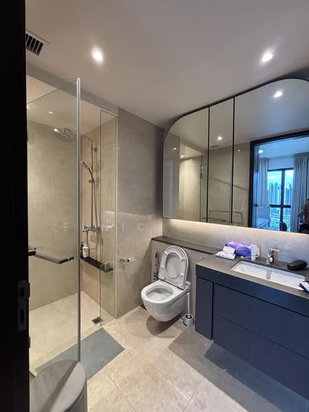 Avenue South Residence, 1 Silat Avenue, 2 Bedrooms, 689 sqft, Condominium For Sale, by Eunice Toh, 500220912 - Bathroom - PropertyGuru.com.sg