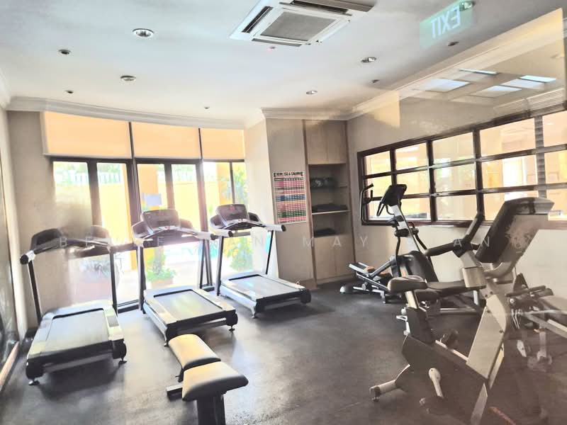 Seasons View, 7 Pemimpin Drive, 3 Bedrooms, 1,152 sqft, Condominium For Sale, by Belle Tan May Sian, 500220913 - Gym - PropertyGuru.com.sg
