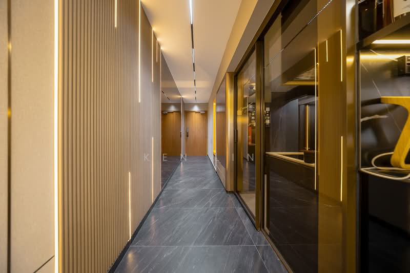 The Parc Condominium, 3 West Coast Walk, 3 Bedrooms, 1,216 sqft, Condominium For Sale, by Ken Lin, 500220914 - Corridor - PropertyGuru.com.sg