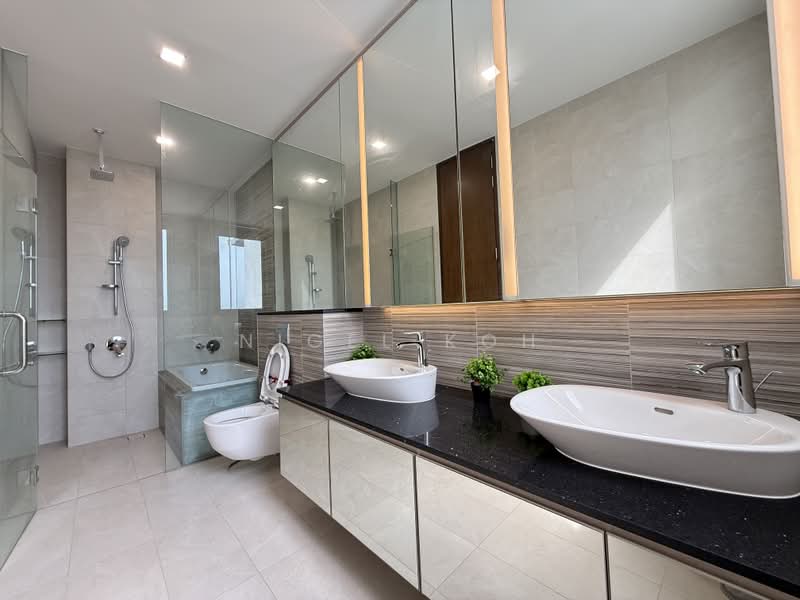 Kallang Riverside, 51 Kampong Bugis, 3 Bedrooms, 2,508 sqft, Condominium For Sale, by Nigel Koh, 500220918 - Bathroom - PropertyGuru.com.sg