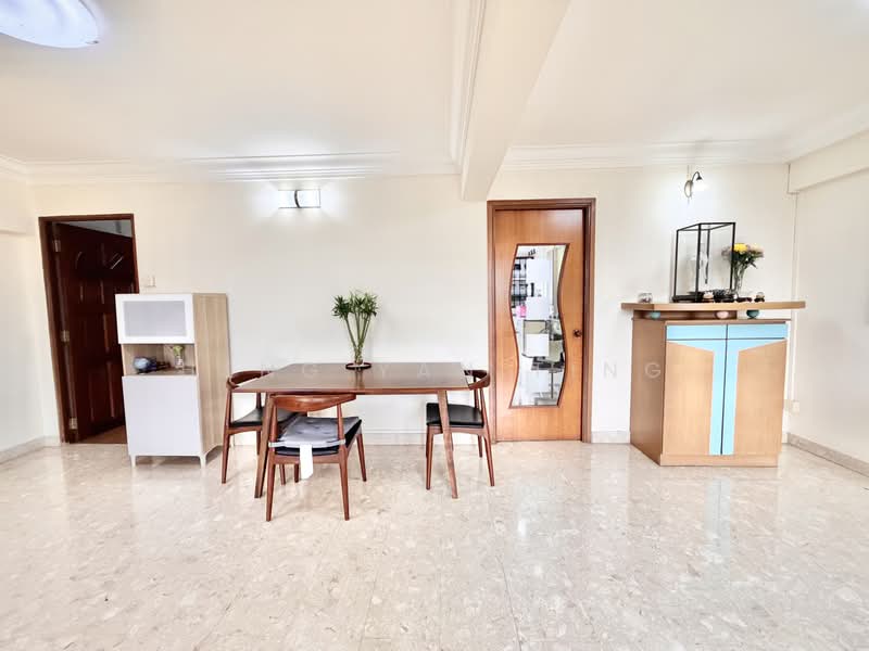 133 Simei Street 1, 133 Simei Street 1, 3 Bedrooms, 1,313 sqft, HDB Flat For Sale, by Heng Yan Ting, 500220919 - Dining Room - PropertyGuru.com.sg