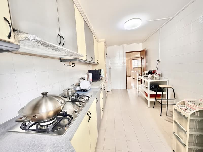 133 Simei Street 1, 133 Simei Street 1, 3 Bedrooms, 1,313 sqft, HDB Flat For Sale, by Heng Yan Ting, 500220919 - Kitchen - PropertyGuru.com.sg