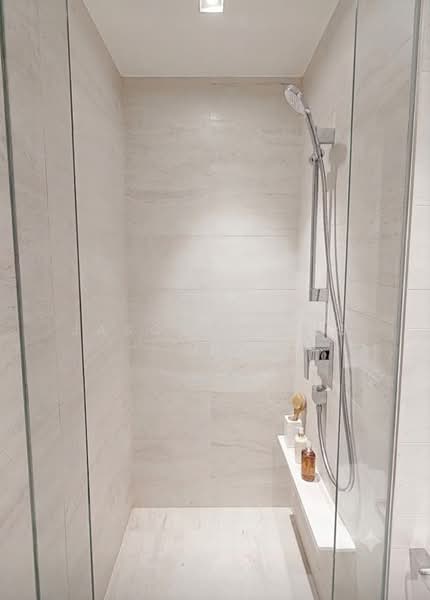 Royalgreen, 2A Anamalai Avenue, 2 Bedrooms, 818 sqft, Condominium For Rent, by Jason Zhang, 500220923 - Bathroom - PropertyGuru.com.sg