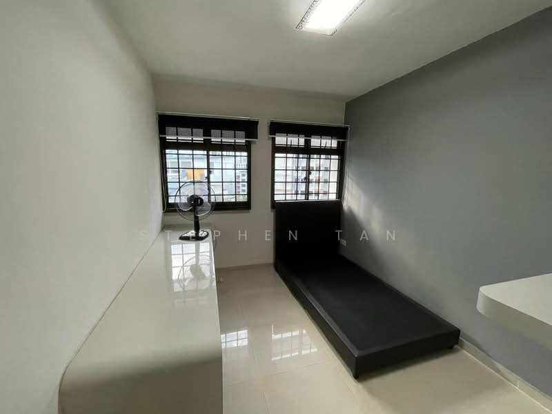 117 Simei Street 1, 117 Simei Street 1, 4 Bedrooms, 904 sqft, HDB Flat For Rent, by Stephen Tan, 500220925 - Bedroom - PropertyGuru.com.sg