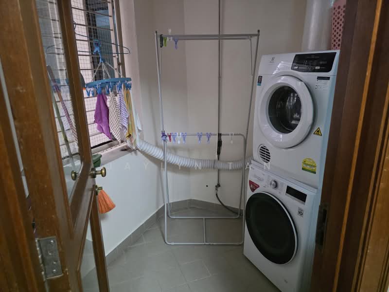 Valley Park, 473 River Valley Road, 2 Bedrooms, 1,216 sqft, Condominium For Sale, by Jaylyn Tan, 500220952 - Interior - PropertyGuru.com.sg