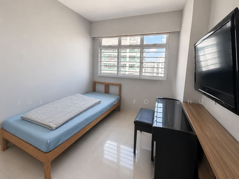 467A Fernvale Link, 467A Fernvale Link, 2 Bedrooms, 732 sqft, HDB Flat For Sale, by Joel Leong Foo Shun, 500220971 - Bedroom - PropertyGuru.com.sg