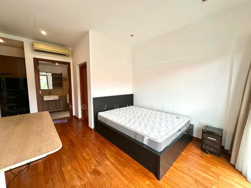 Eleven @ Holland, 11 Holland Link, 5 Bedrooms, 3,735 sqft, Cluster House For Sale, by Ng Jun Wei, 500220978 - Bedroom - PropertyGuru.com.sg