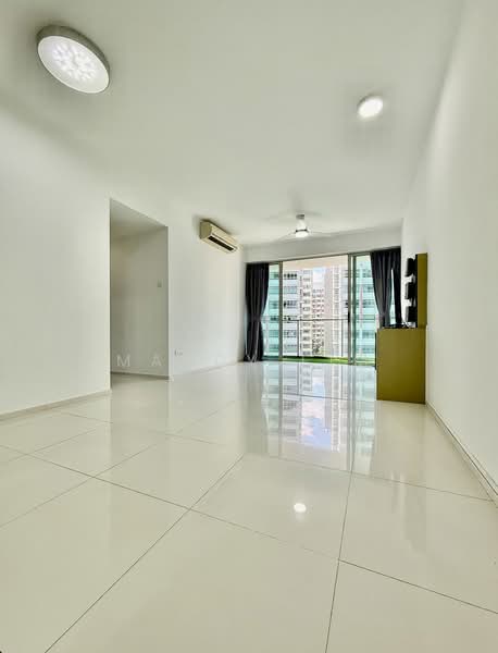 The Quartz, 53 Compassvale Bow, 3 Bedrooms, 1,066 sqft, Condominium For Rent, by Mandy Lim, 500220982 - Living Room - PropertyGuru.com.sg