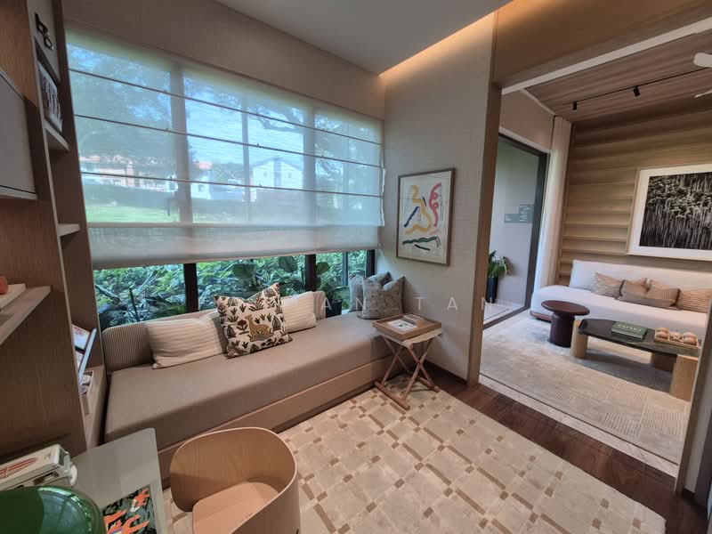 Bukit Timah, , 3 Bedrooms, 1,001 sqft, Condominium For Sale, by Fabian Tan, 500220993 - Living Room - PropertyGuru.com.sg