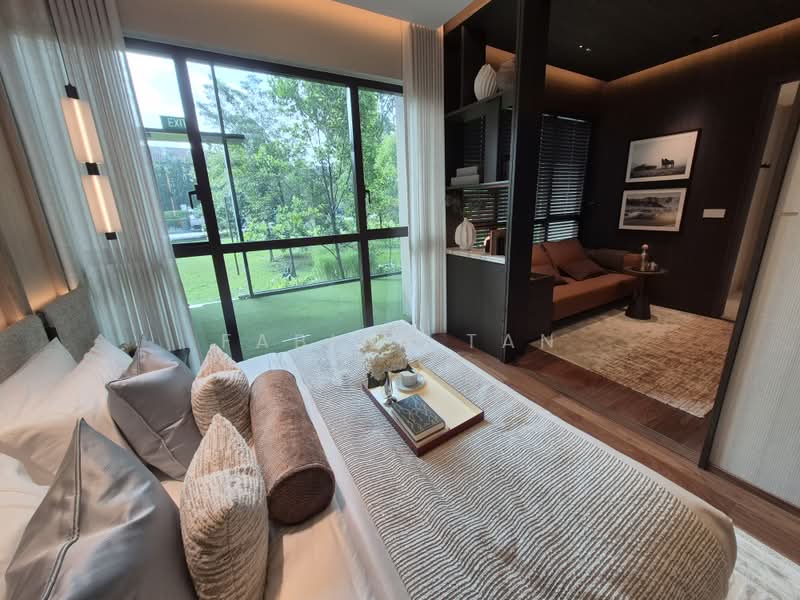 Bukit Timah, , 4 Bedrooms, 1,378 sqft, Condominium For Sale, by Fabian Tan, 500220997 - Bedroom - PropertyGuru.com.sg