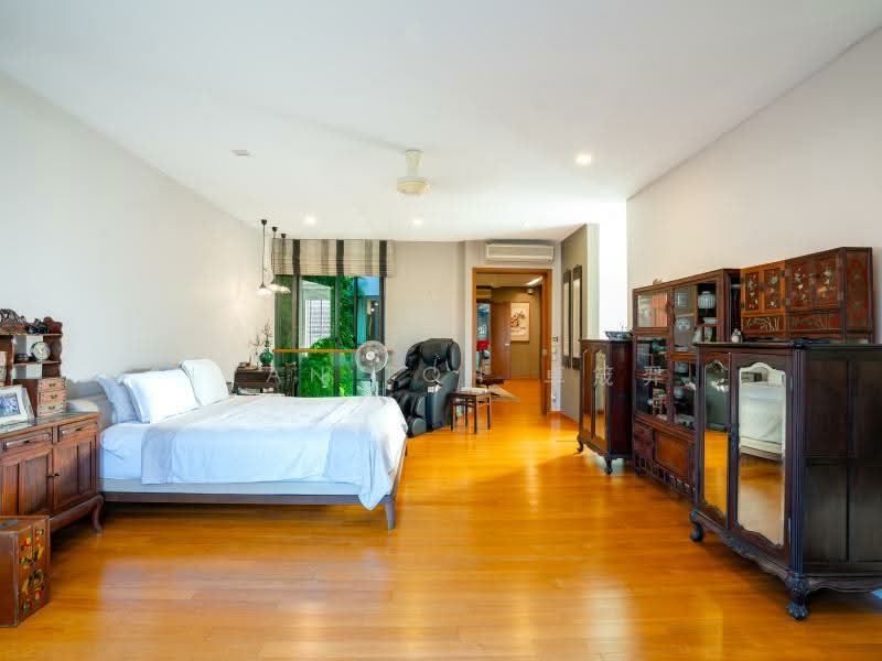 FRANKEL DUNBAR MODERN SEMI-D (4300sqft Land), NICE VERTICAL GARDEN l PROVISION FOR LIFT, 5 Bedrooms, 6,000 sqft, Semi-Detached House For Sale, by Ivan Toh 卓筬羿, 500220999 - Bedroom - PropertyGuru.com.sg