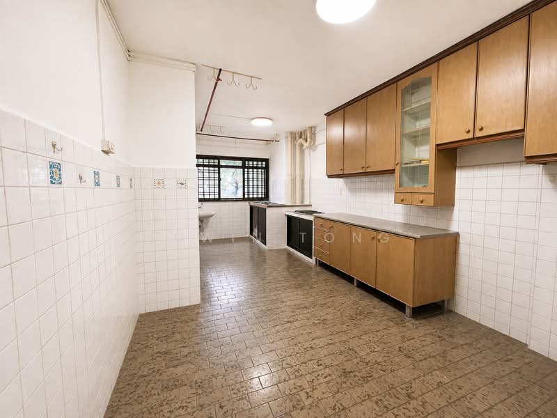 125 Geylang East Avenue 1, 125 Geylang East Avenue 1, 2 Bedrooms, 797 sqft, HDB Flat For Sale, by Edwin Tong, 500221001 - Kitchen - PropertyGuru.com.sg