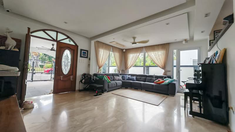 2 Storey Corner Terrace 1km to Tao Nan, Bring your luggage to move in, Beautifully renovated, Move in, 1km to Tao Nan, 5 Bedrooms, 3,401 sqft, Corner Terrace For Sale, by Stephanie Tok, 500221005 - Living Room - PropertyGuru.com.sg