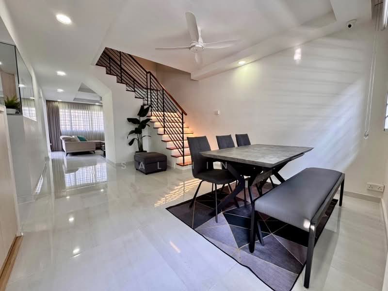 858 Tampines Avenue 5, 858 Tampines Avenue 5, 4 Bedrooms, 1,571 sqft, HDB Flat For Sale, by Salihin ., 500221007 - PropertyGuru.com.sg