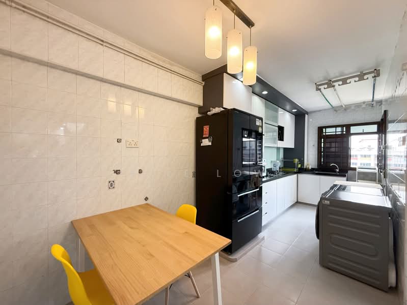 635 Jurong West Street 65, 635 Jurong West Street 65, 3 Bedrooms, 980 sqft, HDB Flat For Sale, by Kyle Low, 500221026 - Kitchen - PropertyGuru.com.sg