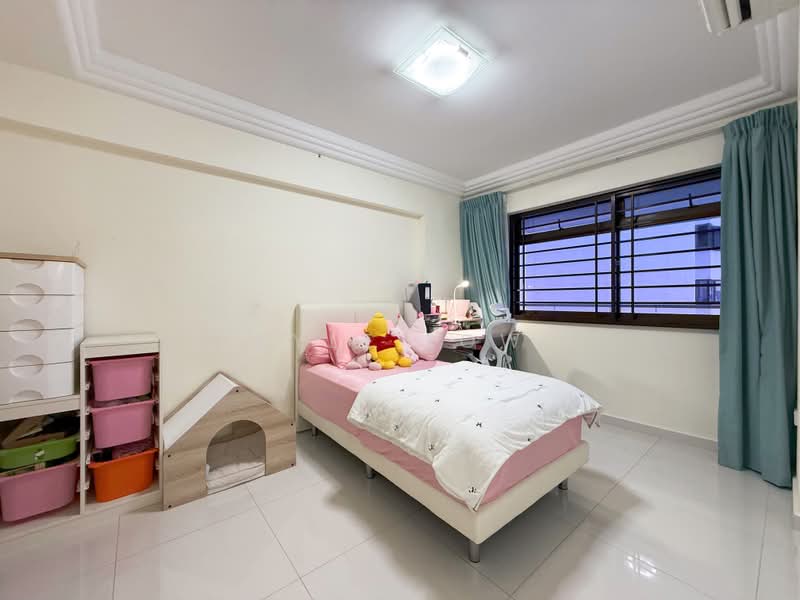 635 Jurong West Street 65, 635 Jurong West Street 65, 3 Bedrooms, 980 sqft, HDB Flat For Sale, by Kyle Low, 500221026 - Bedroom - PropertyGuru.com.sg