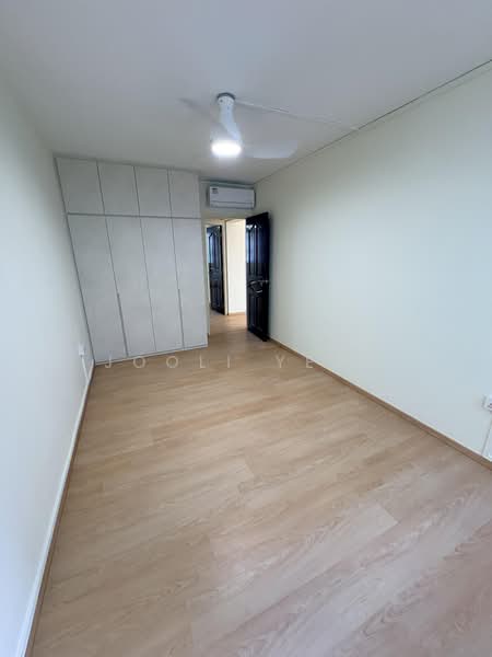 812 Jurong West Street 81, 812 Jurong West Street 81, 3 Bedrooms, 1,302 sqft, HDB Flat For Rent, by Jooli Yeap, 500221054 - Bedroom - PropertyGuru.com.sg