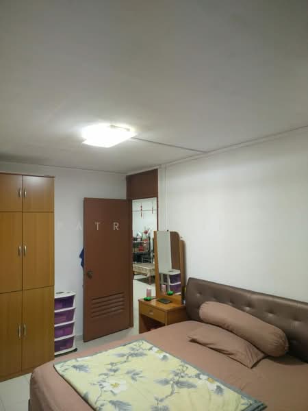 399 Yishun Avenue 6, 399 Yishun Avenue 6, Sembawang / Yishun, Room Rental, 200 sqft, HDB Flat For Rent, by Patrick Lim, 500221060 - Master Bedroom with ensuite toilet - PropertyGuru.com.sg