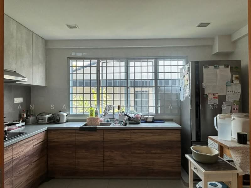 The Silverton, 16 Haig Lane, 3 Bedrooms, 1,550 sqft, Apartment For Sale, by Tan Sai Ling (SAILING), 500221061 - Kitchen - PropertyGuru.com.sg