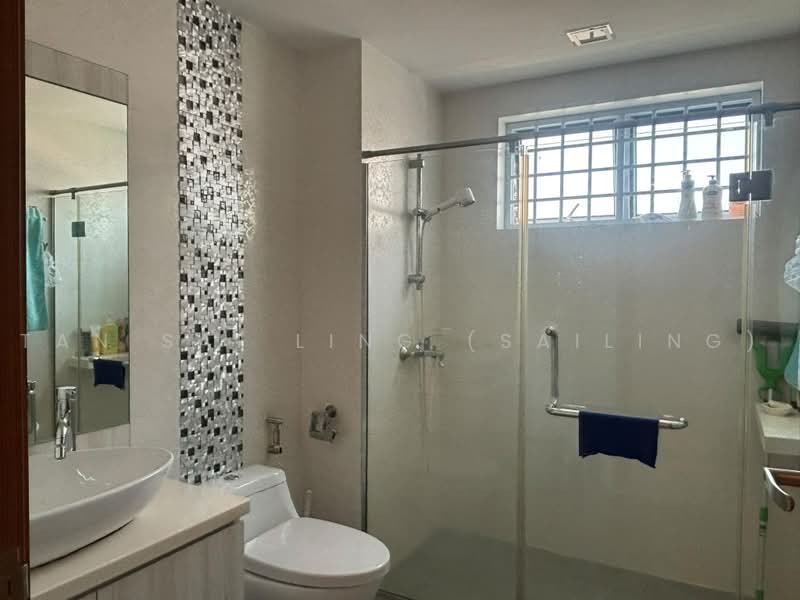 The Silverton, 16 Haig Lane, 3 Bedrooms, 1,550 sqft, Apartment For Sale, by Tan Sai Ling (SAILING), 500221061 - Bathroom - PropertyGuru.com.sg