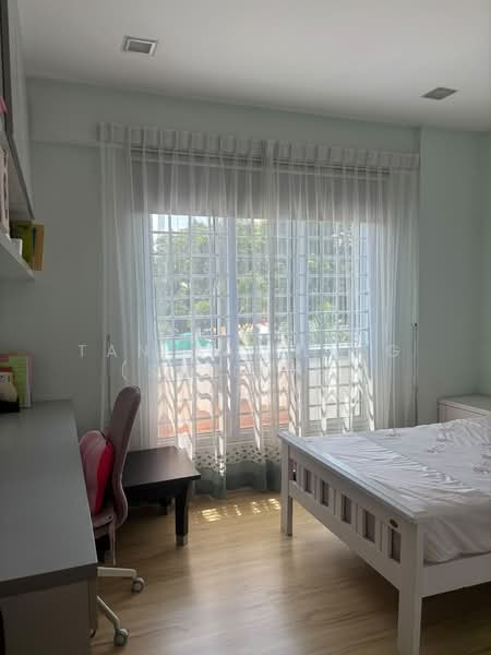 The Silverton, 16 Haig Lane, 3 Bedrooms, 1,550 sqft, Apartment For Sale, by Tan Sai Ling (SAILING), 500221061 - Bedroom - PropertyGuru.com.sg