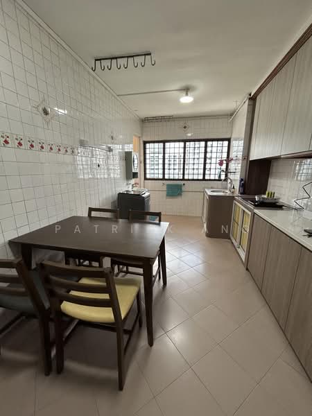 108 Jurong East Street 13, 108 Jurong East Street 13, Room Rental, 120 sqft, HDB Flat For Rent, by Patrick Ang, 500221065 - Kitchen - PropertyGuru.com.sg