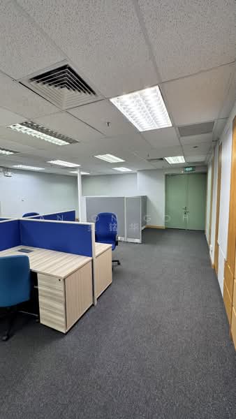 Toh Guan Centre B1 suitable, Toh Guan Road East, Boon Lay / Jurong / Tuas, 2,433 sqft, Light Industrial (B1) For Sale, by Anson Goh  吴铭华, 500221071 - Interior - CommercialGuru.com.sg