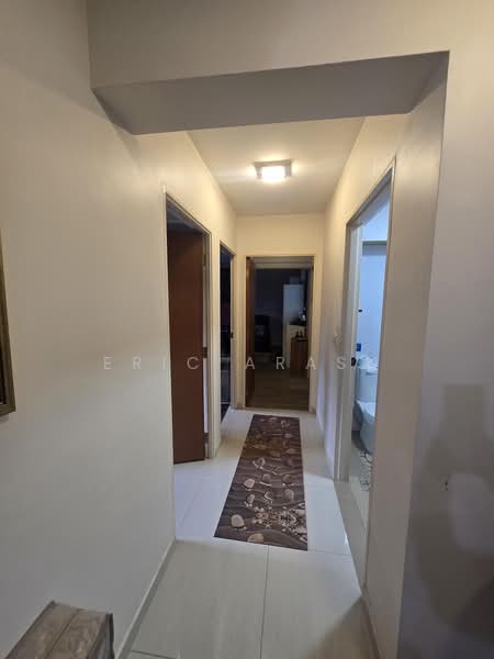 120B Punggol Edge, 120B Edgedale Plains, 3 Bedrooms, 1,006 sqft, HDB Flat For Sale, by Eric Arasu, 500221074 - Corridor - PropertyGuru.com.sg