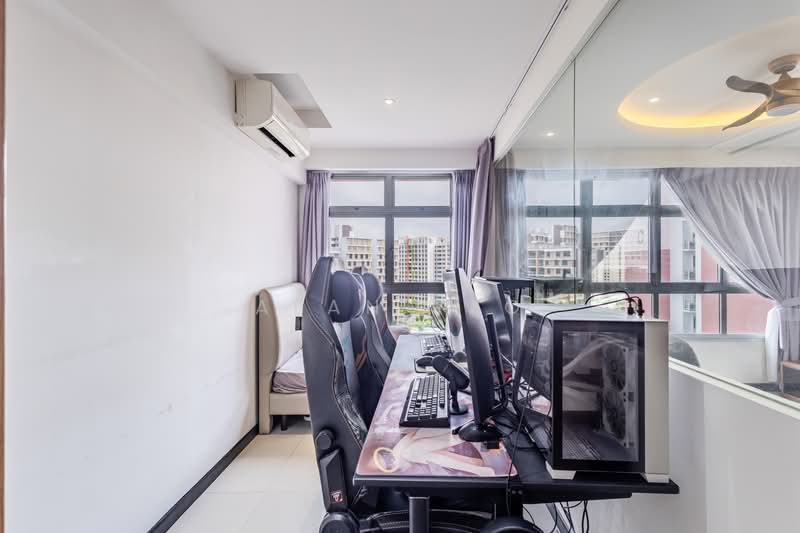 443A Bukit Batok West Avenue 8, 443A Bukit Batok West Avenue 8, 3 Bedrooms, 1,206 sqft, HDB Flat For Sale, by Alan Yeo, 500221079 - Bedroom - PropertyGuru.com.sg