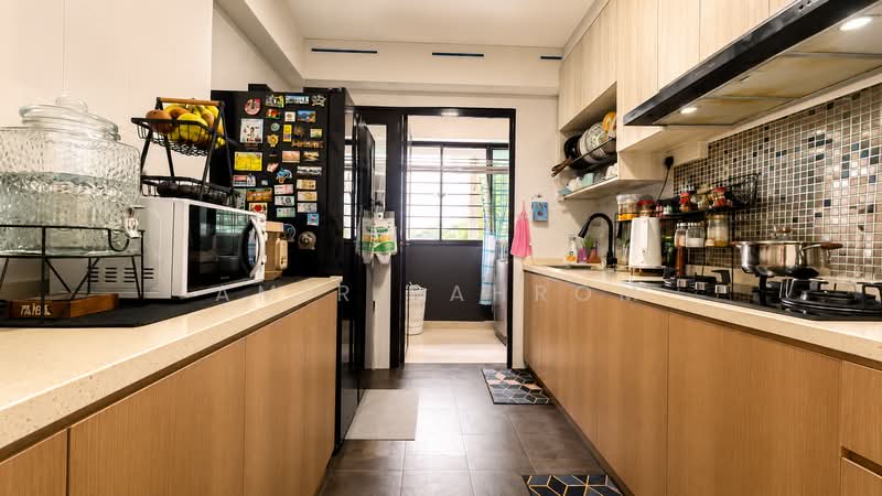 120A Punggol Edge, 120A Edgedale Plains, 3 Bedrooms, 1,001 sqft, HDB Flat For Sale, by Amir Bahrom, 500221083 - Kitchen - PropertyGuru.com.sg
