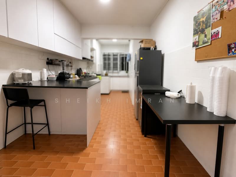 112 Tampines Street 11, 112 Tampines Street 11, 2 Bedrooms, 807 sqft, HDB Flat For Sale, by Sheikh Imran, 500221086 - Kitchen - PropertyGuru.com.sg