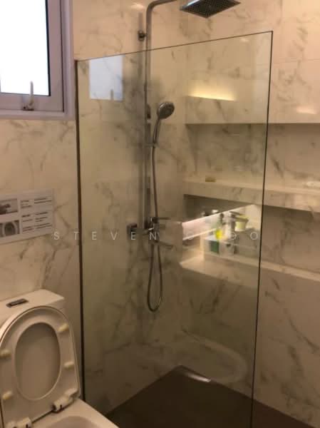 Charlton Park, Jalan Pelikat, Room Rental, 120 sqft, Terraced House For Rent, by Steven Choo, 500221092 - Bathroom - PropertyGuru.com.sg