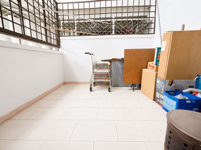 218 Choa Chu Kang Central, 218 Choa Chu Kang Central, 3 Bedrooms, 1,216 sqft, HDB Flat For Sale, by Titus Lim Zhiyong, 500221093 - Balcony - PropertyGuru.com.sg