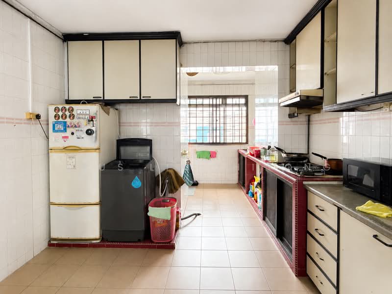 218 Choa Chu Kang Central, 218 Choa Chu Kang Central, 3 Bedrooms, 1,216 sqft, HDB Flat For Sale, by Titus Lim Zhiyong, 500221093 - Kitchen - PropertyGuru.com.sg