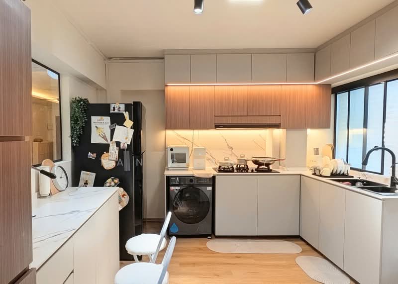 224 Bishan Street 23, 224 Bishan Street 23, 3 Bedrooms, 1,163 sqft, HDB Flat For Sale, by Tan Guan Yu, 500221111 - Kitchen - PropertyGuru.com.sg