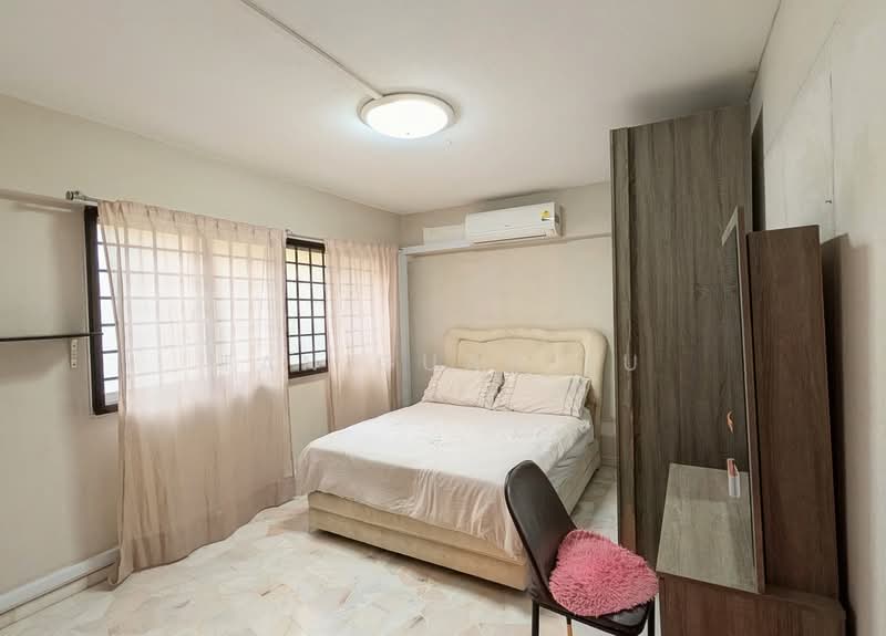 224 Bishan Street 23, 224 Bishan Street 23, 3 Bedrooms, 1,163 sqft, HDB Flat For Sale, by Tan Guan Yu, 500221111 - Bedroom - PropertyGuru.com.sg
