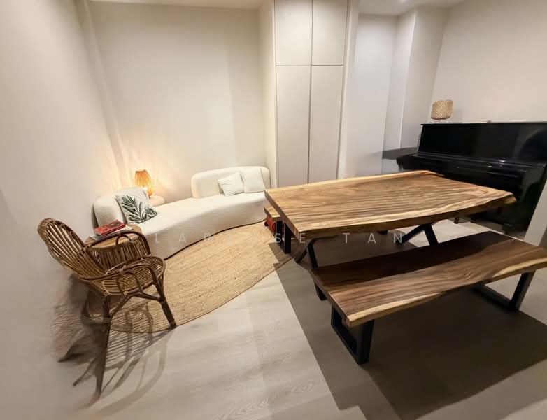 Joo Chiat, , Room Rental, 350 sqft, Shophouse For Rent, by Clarisse Tan, 500221112 - Living Room - PropertyGuru.com.sg