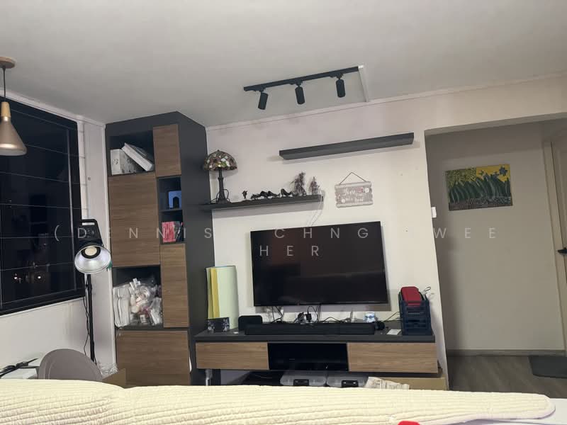 269 Bukit Batok East Avenue 4, 269 Bukit Batok East Avenue 4, 3 Bedrooms, 958 sqft, HDB Flat For Sale, by (Dennis) Chng Swee Cher, 500221114 - Living Room - PropertyGuru.com.sg