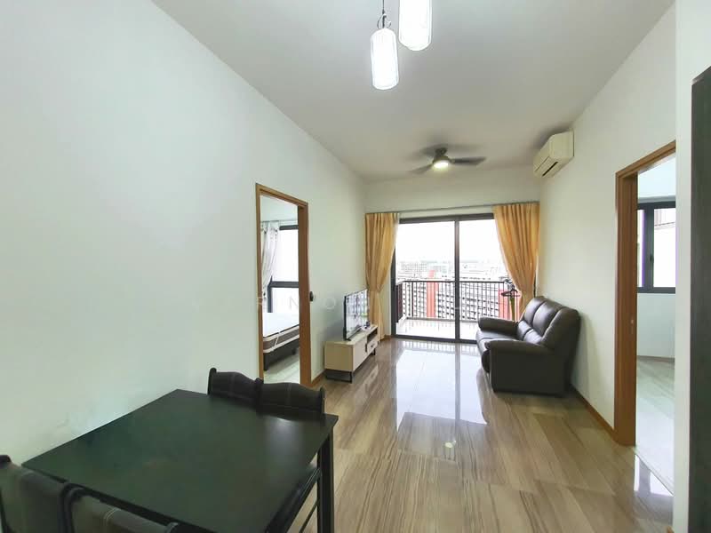 Lakeville, 5 Jurong Lake Link, 2 Bedrooms, 753 sqft, Condominium For Rent, by Vernon Sun, 500221125 - Living Room - PropertyGuru.com.sg