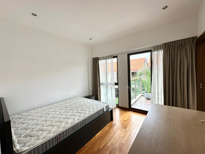 Eleven @ Holland, 11 Holland Link, 5 Bedrooms, 3,735 sqft, Cluster House For Sale, by Pamela Chin, 500221152 - Bedroom - PropertyGuru.com.sg