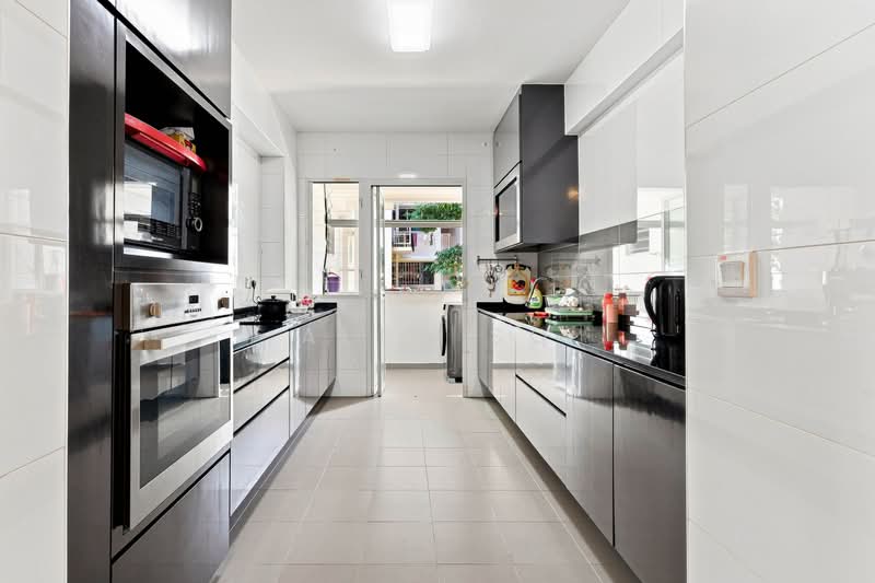 288A Compassvale Crescent, 288A Compassvale Crescent, 4 Bedrooms, 1,216 sqft, HDB Flat For Sale, by Alex So, 500221158 - Kitchen - PropertyGuru.com.sg