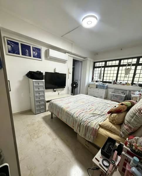 55 Pipit Road, 55 Pipit Road, 3 Bedrooms, 1,098 sqft, HDB Flat For Sale, by Kelly Kok Seow Cheng, 500221182 - Bedroom - PropertyGuru.com.sg