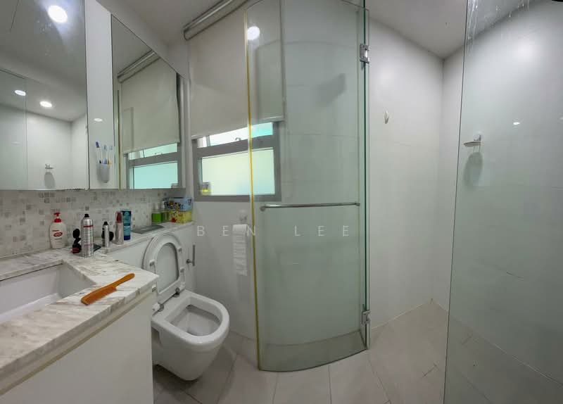 The Minton, 12C Hougang Street 11, 3 Bedrooms, 1,335 sqft, Condominium For Sale, by Ben Lee, 500221184 - Bathroom - PropertyGuru.com.sg