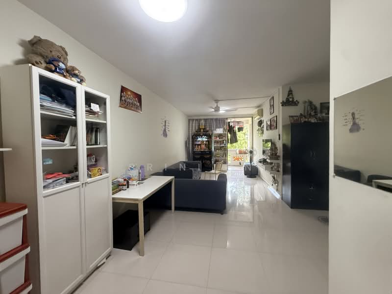 Orchid Park Condominium, 87 Yishun Street 81, 2 Bedrooms, 958 sqft, Condominium For Sale, by Srini PN, 500221191 - Living Room - PropertyGuru.com.sg