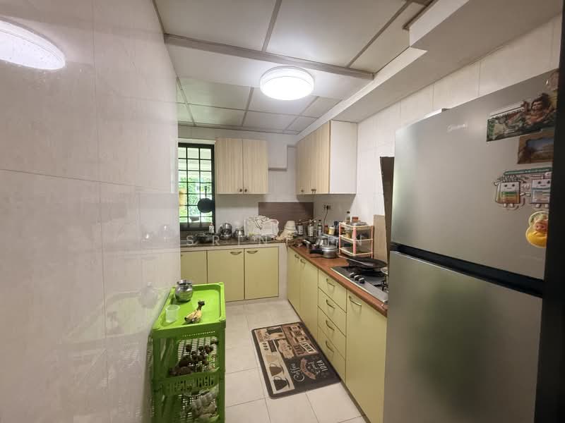 Orchid Park Condominium, 87 Yishun Street 81, 2 Bedrooms, 958 sqft, Condominium For Sale, by Srini PN, 500221191 - Kitchen - PropertyGuru.com.sg