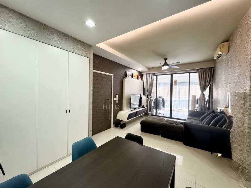 Northwood, 68 Jalan Mata Ayer, 3 Bedrooms, 1,335 sqft, Condominium For Sale, by Chew Hock Ngee, 500221197 - Living Room - PropertyGuru.com.sg