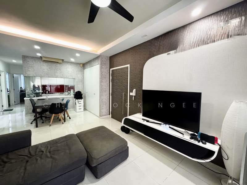 Northwood, 68 Jalan Mata Ayer, 3 Bedrooms, 1,335 sqft, Condominium For Sale, by Chew Hock Ngee, 500221197 - Living Room - PropertyGuru.com.sg