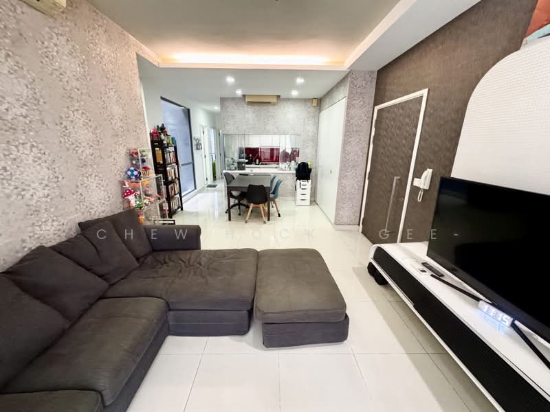 Northwood, 68 Jalan Mata Ayer, 3 Bedrooms, 1,335 sqft, Condominium For Sale, by Chew Hock Ngee, 500221197 - Living Room - PropertyGuru.com.sg